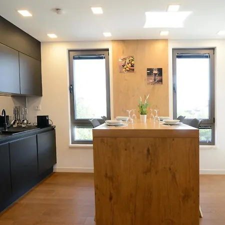 Apartamento Novi Apartman Beti Blizu Plaze S Besplatnim Parkingom, Puntamika -