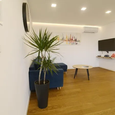 Apartamento Novi Apartman Beti Blizu Plaze S Besplatnim Parkingom, Puntamika -